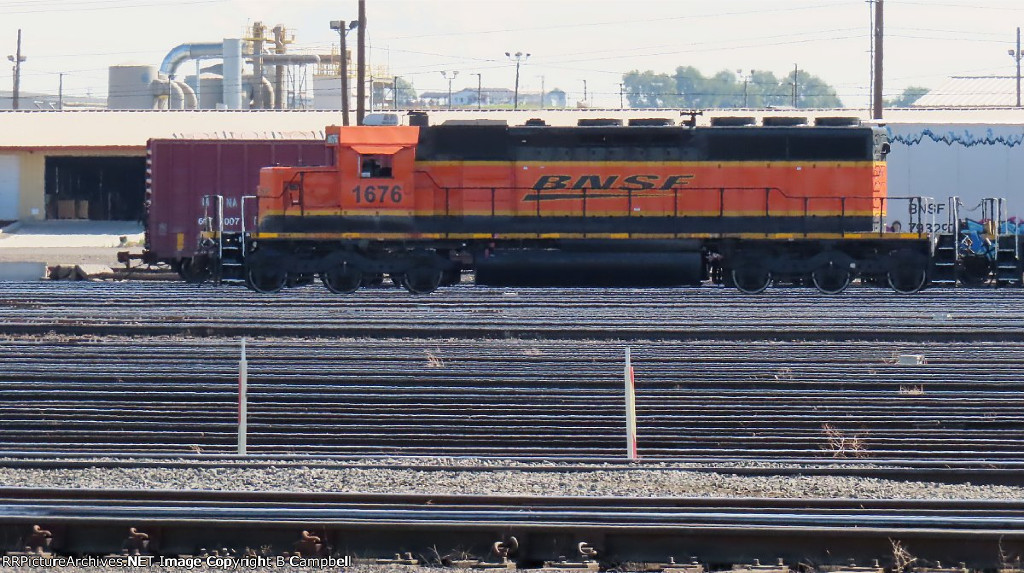 BNSF 1676